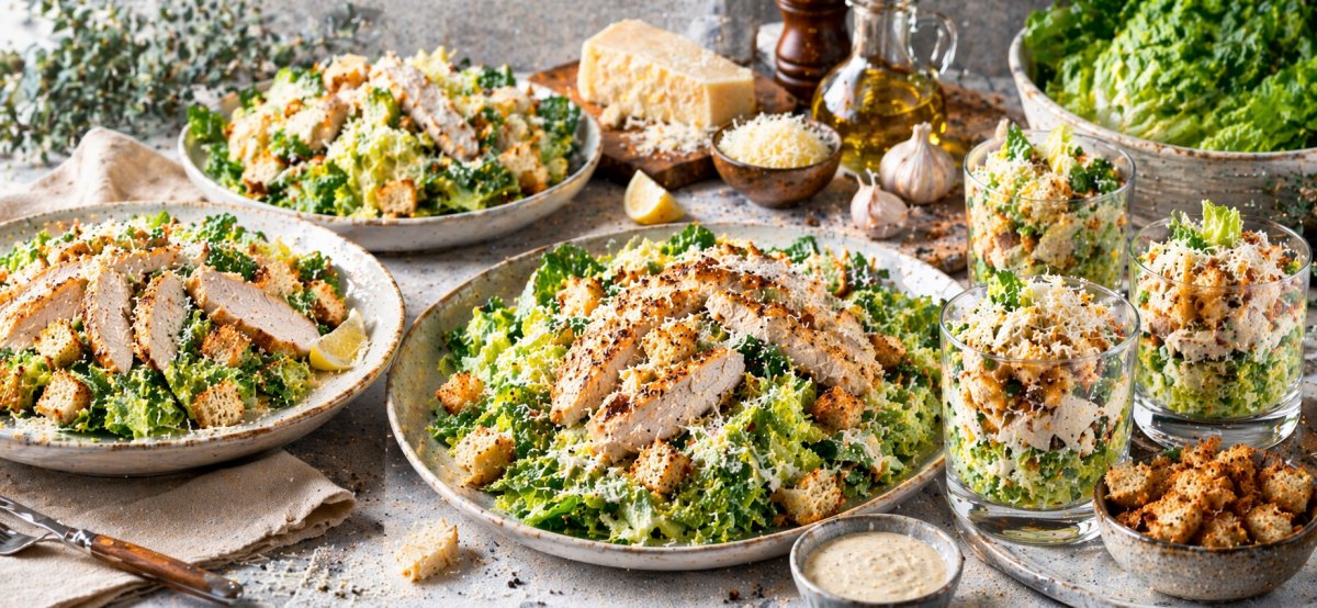 Як красиво подати салат Цезар